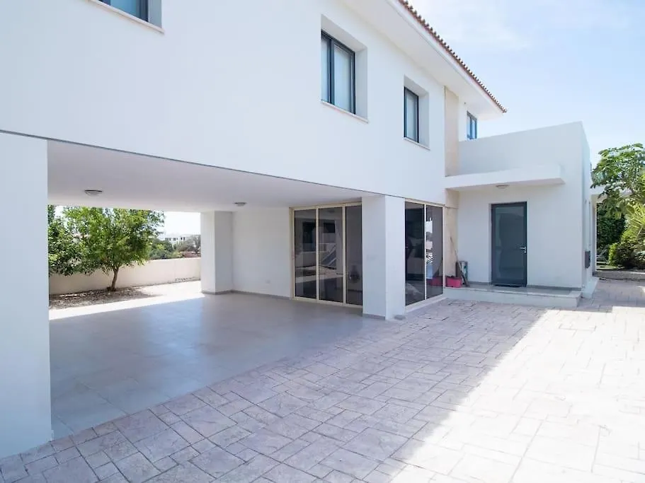 Maestro Villa - Pervolia Larnaca