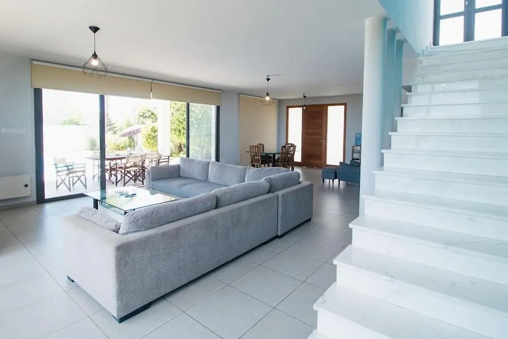 Maestro Villa - Pervolia Larnaca